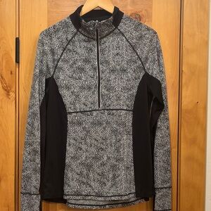 Ideology women’s uBlack and White Quarter-Zip Pullover